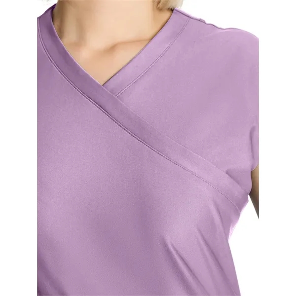 Infinity GNR8 Kinetic - Women's 2-Pocket V-Neck Top - Infinity GNR8 Kinetic - Women's 2-Pocket V-Neck Top - Image 13 of 14