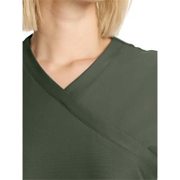 Infinity GNR8 Kinetic - Women's 2-Pocket V-Neck Top - Infinity GNR8 Kinetic - Women's 2-Pocket V-Neck Top - Image 14 of 14