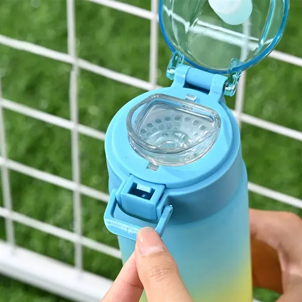 22 oz Sports Water Bottle for Gym and Outdoor Activities - 22 oz Sports Water Bottle for Gym and Outdoor Activities - Image 3 of 4