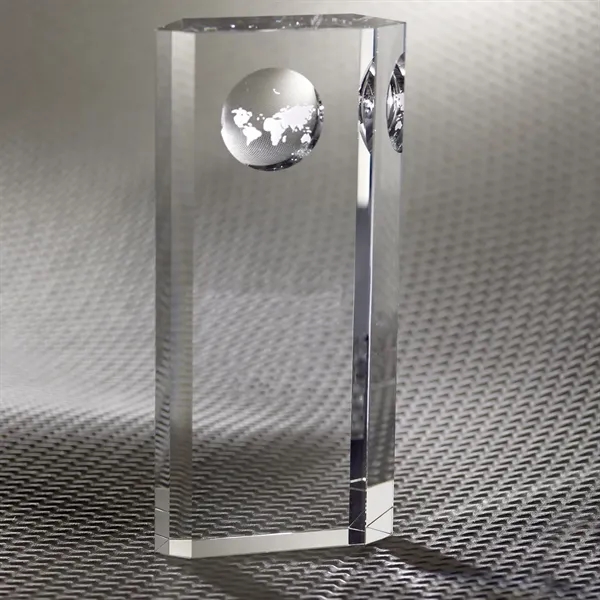 Nazione Pillar Globe Optically Perfect Award