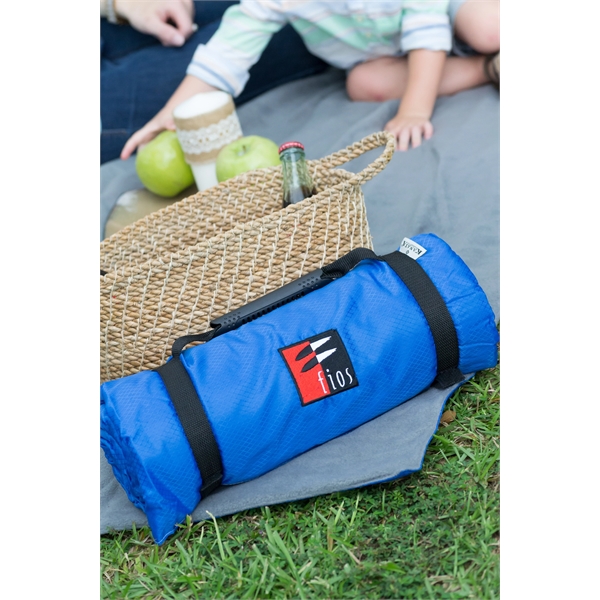 Tek Explorer Picnic Blanket - Tek Explorer Picnic Blanket - Image 0 of 8