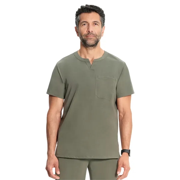 Medelita Scrubs - Men's 3-Pocket Cirrus Split Crew Neck Top - Medelita Scrubs - Men's 3-Pocket Cirrus Split Crew Neck Top - Image 3 of 5
