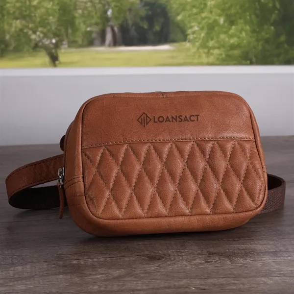 Brea Canyon Leather Cross Body Bag