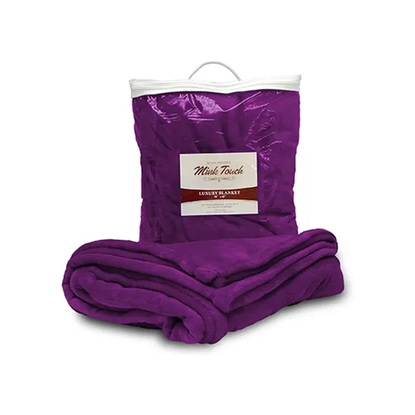 Alpine Fleece Mink Touch Luxury Blanket - Alpine Fleece Mink Touch Luxury Blanket - Image 7 of 9