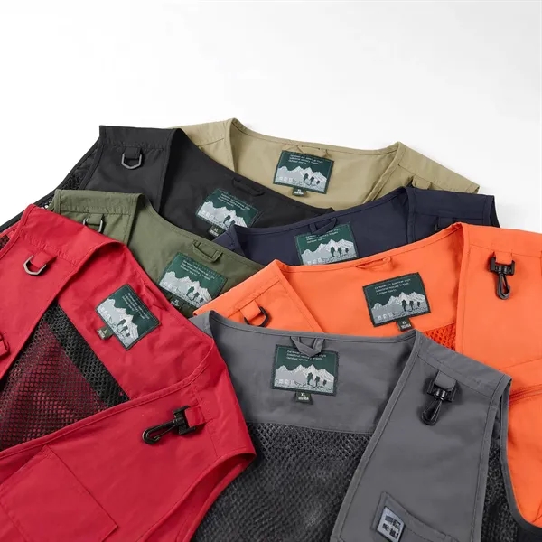 Casual Lightweight Outdoor Fishing Vest - Casual Lightweight Outdoor Fishing Vest - Image 2 of 3