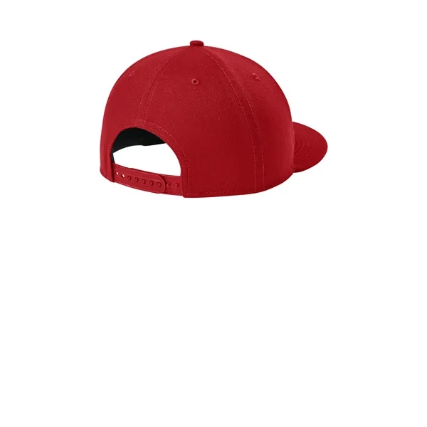 New Era Standard Fit Flat Bill Snapback Cap - New Era Standard Fit Flat Bill Snapback Cap - Image 18 of 19