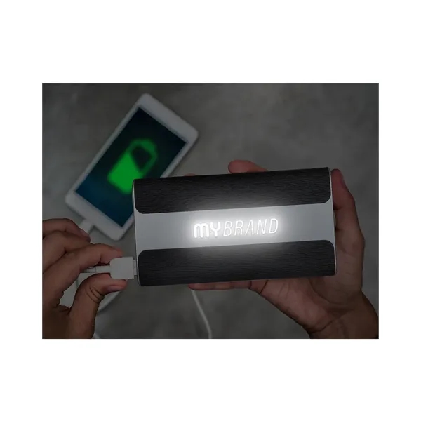 Leeman Light-Up-Your-Logo Power Bank - Leeman Light-Up-Your-Logo Power Bank - Image 4 of 4
