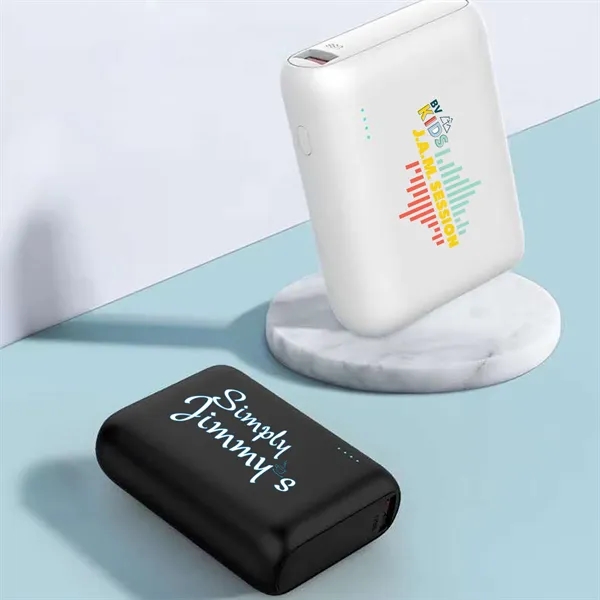 10000mAh PD 20W Fast Charging Power Bank - 10000mAh PD 20W Fast Charging Power Bank - Image 0 of 4