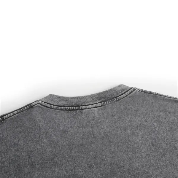 8.1 oz Heavyweight 100% Cotton Washed T-shirt - 8.1 oz Heavyweight 100% Cotton Washed T-shirt - Image 7 of 10