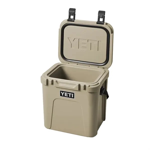 YETI Roadie 24 qt Cooler - YETI Roadie 24 qt Cooler - Image 25 of 26