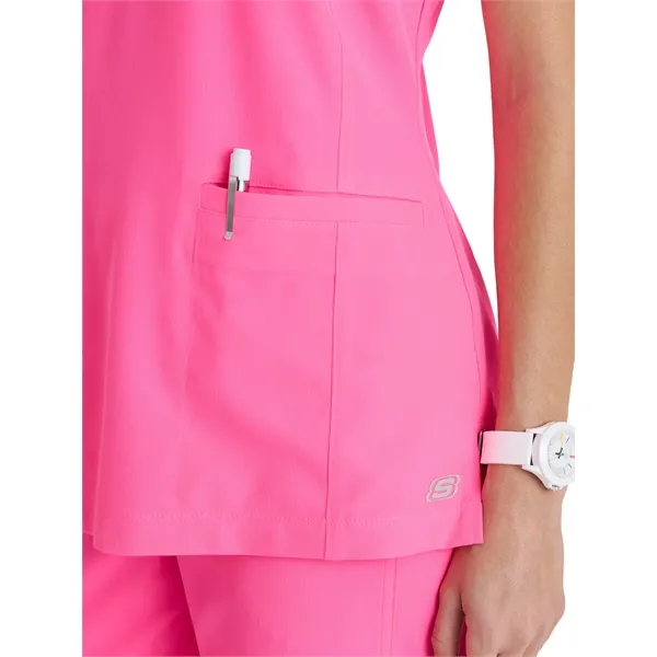 Skechers - Women's Two-Pocket Placket V-Neck Coast Scrub Top - Skechers - Women's Two-Pocket Placket V-Neck Coast Scrub Top - Image 26 of 32