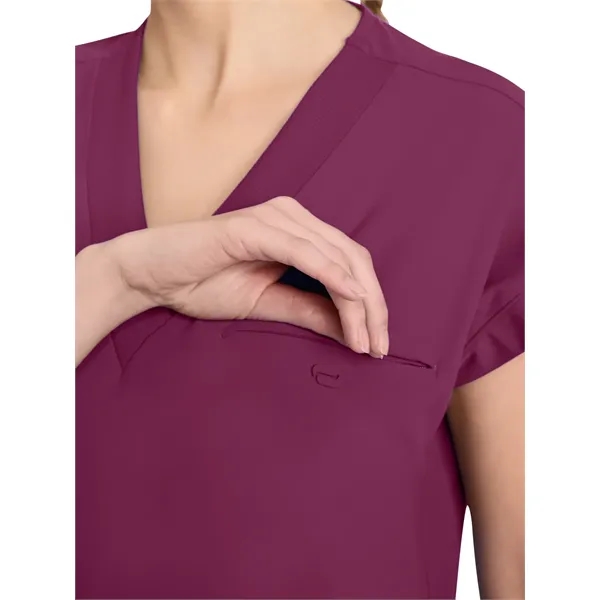 Infinity Pursuit - Women's 1-Pocket V-Neck Top - Infinity Pursuit - Women's 1-Pocket V-Neck Top - Image 23 of 23