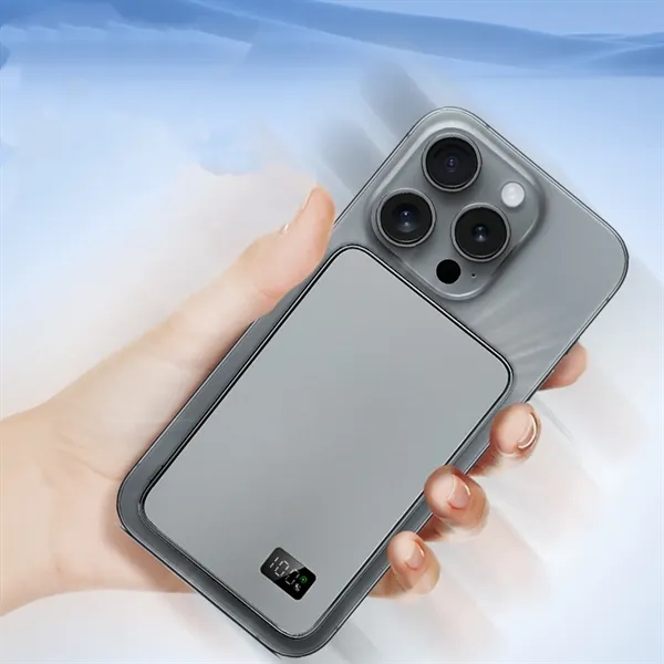 3-1 Ultra Slim Magsafe Power Bank 5000 mAh - 3-1 Ultra Slim Magsafe Power Bank 5000 mAh - Image 8 of 10