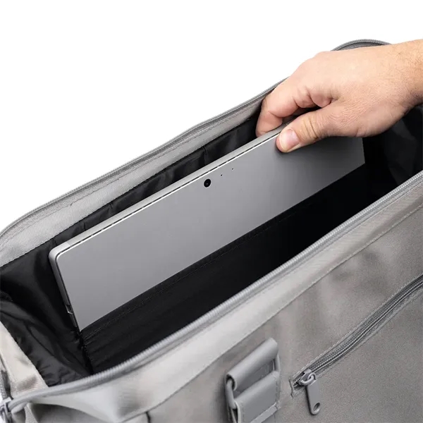 The Weekender Mini Travel Bag With Drop Bottom - The Weekender Mini Travel Bag With Drop Bottom - Image 10 of 13