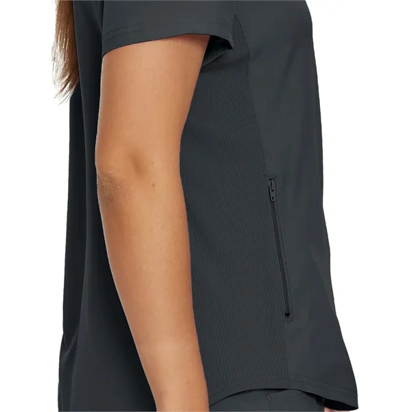 Landau - Forward - Women's Two-Pocket Shirttail Hemline V... - Landau - Forward - Women's Two-Pocket Shirttail Hemline V... - Image 29 of 38