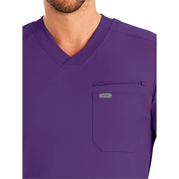Landau - Forward - Men's Two-Pocket Tuckable V-Neck Top - Landau - Forward - Men's Two-Pocket Tuckable V-Neck Top - Image 13 of 40