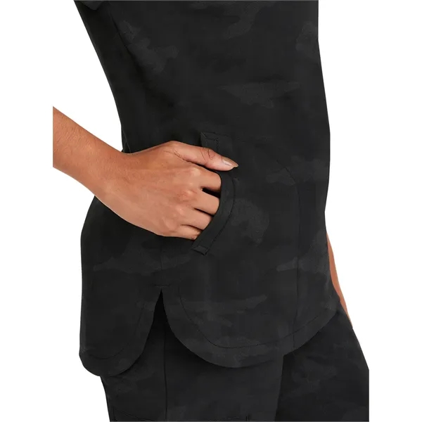 Healing Hands - HH PL Jacquard - Women's 2-Pocket Joy Cam... - Healing Hands - HH PL Jacquard - Women's 2-Pocket Joy Cam... - Image 2 of 17