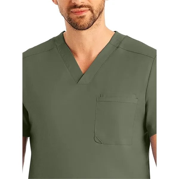 Landau - ProFlex - Men's Two-Pocket Tuckable V-Neck Top - Landau - ProFlex - Men's Two-Pocket Tuckable V-Neck Top - Image 29 of 47