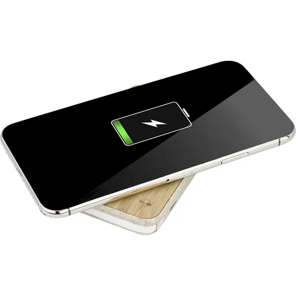 EarthTrendz™ Magnetic Wireless Power Bank - EarthTrendz™ Magnetic Wireless Power Bank - Image 9 of 17