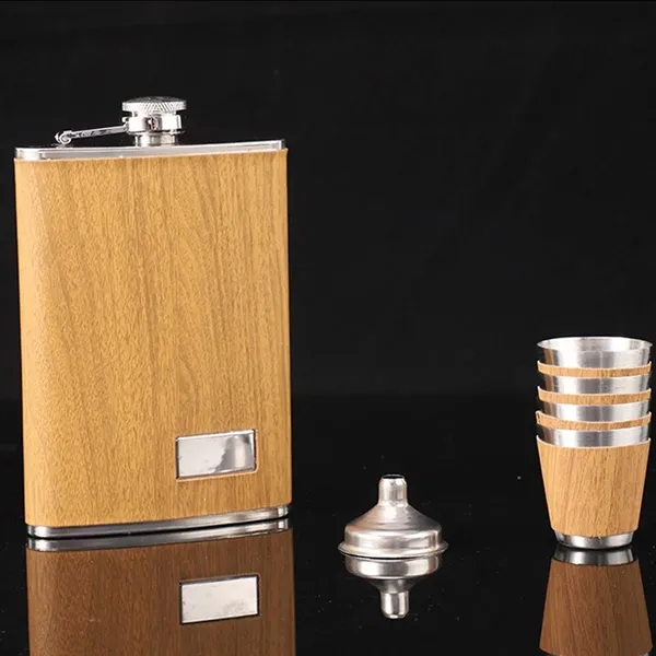 Stainless steel leak proof whiskey liquor 9 oz hip flask set - Stainless steel leak proof whiskey liquor 9 oz hip flask set - Image 3 of 4