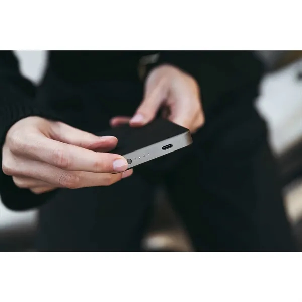 mophie® Powerstation® Mini with Integrated Cable - mophie® Powerstation® Mini with Integrated Cable - Image 3 of 10