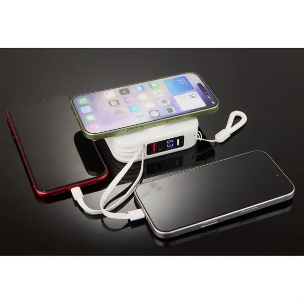 UL Listed 10000 mAh MagClick™ Power Bank with Plug - UL Listed 10000 mAh MagClick™ Power Bank with Plug - Image 5 of 11