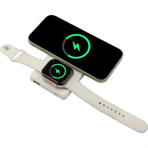 4000mAh MagClick™ PowerBank with iWatch Charger - 4000mAh MagClick™ PowerBank with iWatch Charger - Image 6 of 25