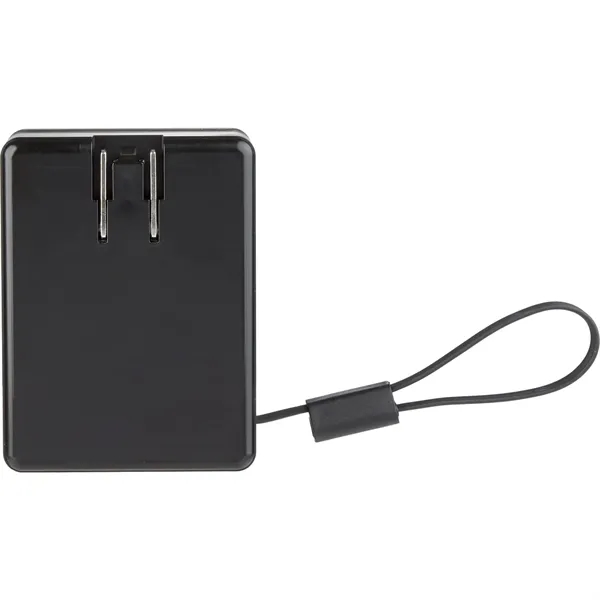 5000 mAh 15W MagClick Power Bank with Wall Charger - 5000 mAh 15W MagClick Power Bank with Wall Charger - Image 5 of 10