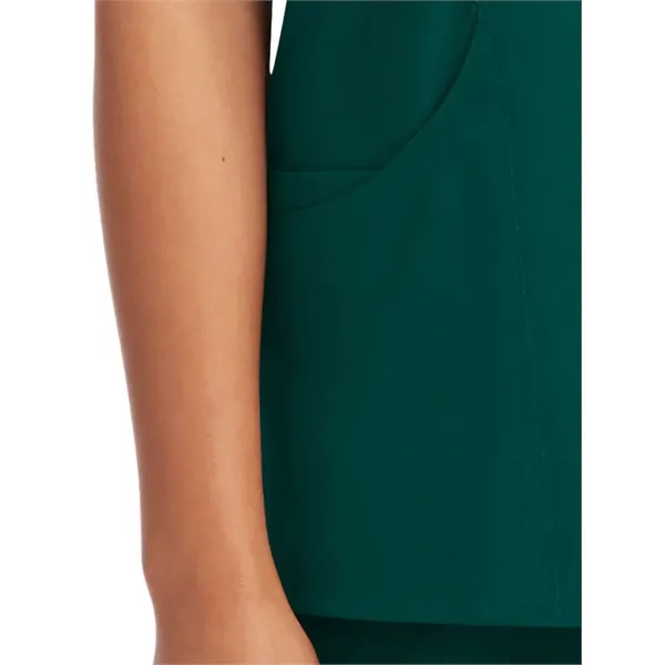 Skechers - Women's Three-Pocket Crossover V-Neck Reliance... - Skechers - Women's Three-Pocket Crossover V-Neck Reliance... - Image 21 of 44