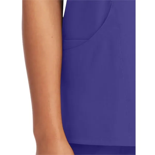 Skechers - Women's Three-Pocket Crossover V-Neck Reliance... - Skechers - Women's Three-Pocket Crossover V-Neck Reliance... - Image 29 of 44