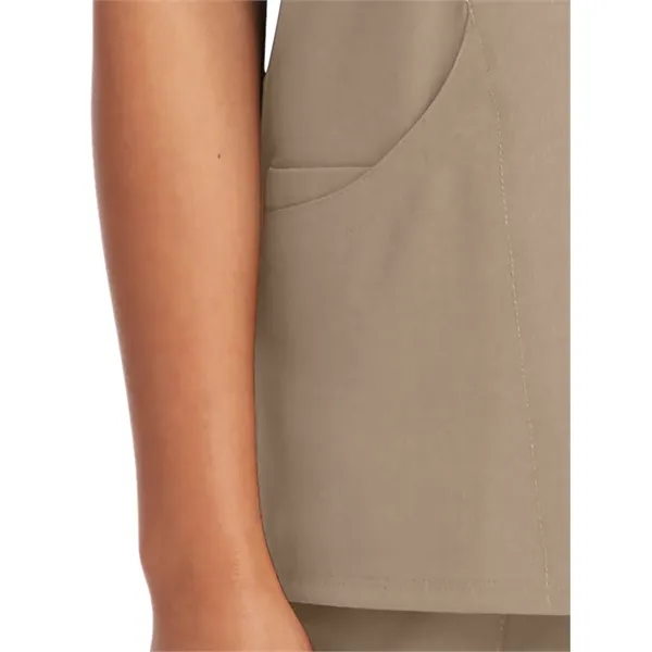 Skechers - Women's Three-Pocket Crossover V-Neck Reliance... - Skechers - Women's Three-Pocket Crossover V-Neck Reliance... - Image 33 of 44