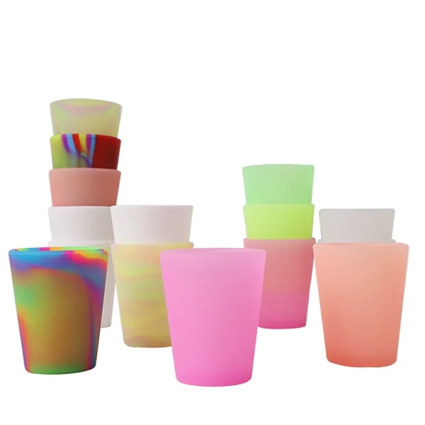 1.3 oz Unbreakable Silicone Wave Pint Cup - 1.3 oz Unbreakable Silicone Wave Pint Cup - Image 7 of 7
