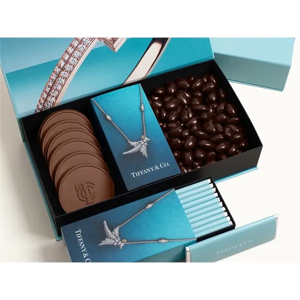 Luxury Tasting Box with Custom Packaging - Luxury Tasting Box with Custom Packaging - Image 0 of 6