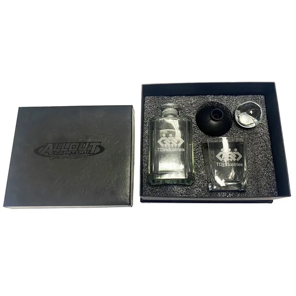 WHISKEY GLASS W/DECANTER GIFT SET - WHISKEY GLASS W/DECANTER GIFT SET - Image 0 of 1