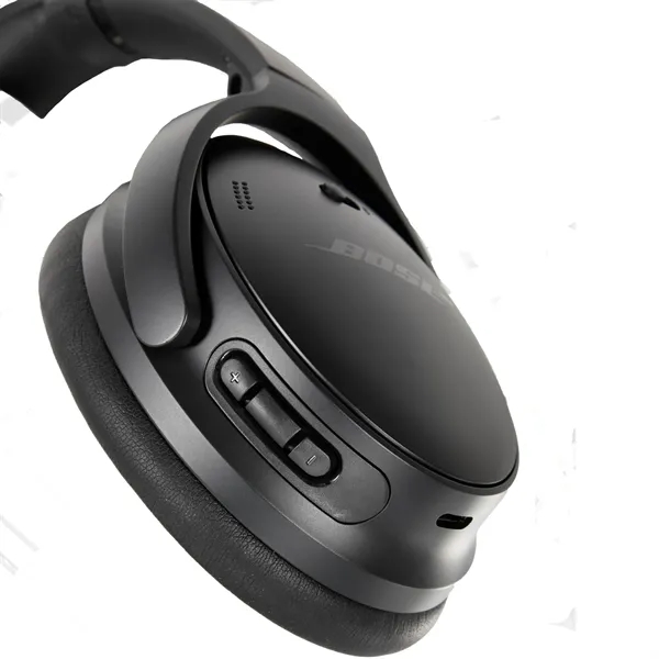 Bose QuietComfort Headphones - Bose QuietComfort Headphones - Image 4 of 11