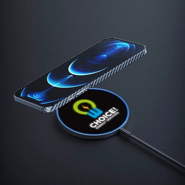 BrandSpotlight Charger - BrandSpotlight Charger - Image 2 of 6