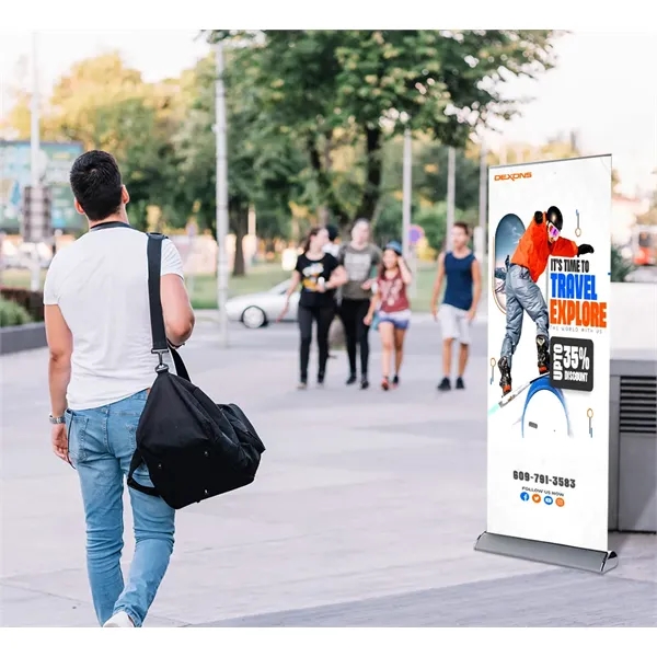 High Quality Retractable Banner Stand (33" x 81") - High Quality Retractable Banner Stand (33" x 81") - Image 1 of 7