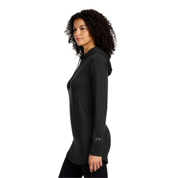 OGIO Women's Luuma Flex Tunic - OGIO Women's Luuma Flex Tunic - Image 2 of 14