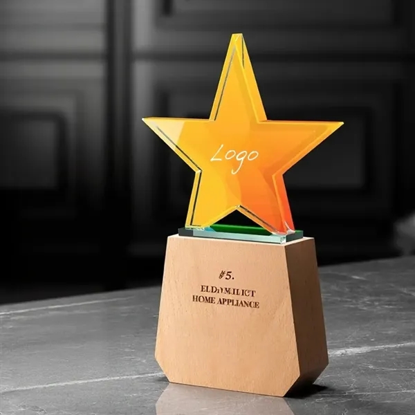 Grand Archway Crystal Trophy - Grand Archway Crystal Trophy - Image 0 of 2