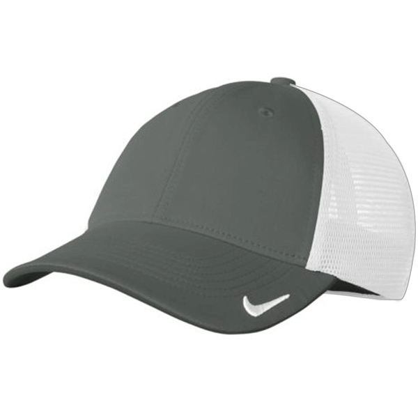 Nike Golf Mesh Back Cap II - Nike Golf Mesh Back Cap II - Image 10 of 11