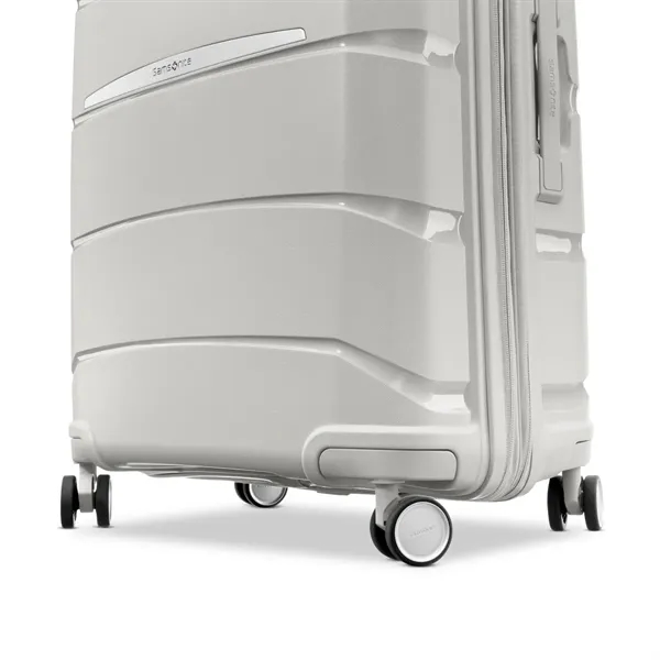 Samsonite Outline Pro Carry-on