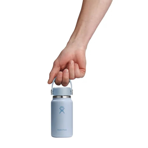 Hydro Flask® Micro Hydro Bottle 200ml - Hydro Flask® Micro Hydro Bottle 200ml - Image 17 of 24