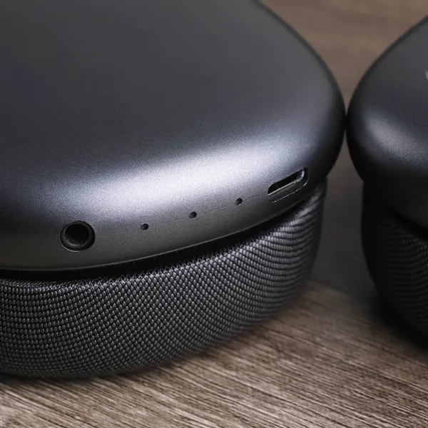 Luxe Anc Wireless Headphones