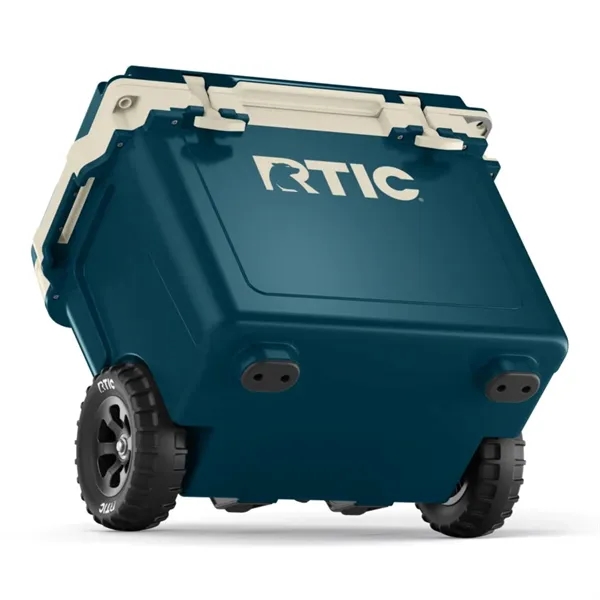22 QT RTIC® Ultra-Light Wheeled Hard Cooler Ice Chest