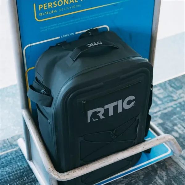 60L RTIC® Heavy-Duty Waterproof Ultra-Dry Duffle Pack