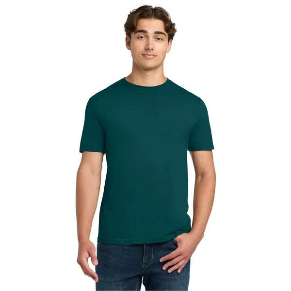 Gildan Softstyle T-Shirt.