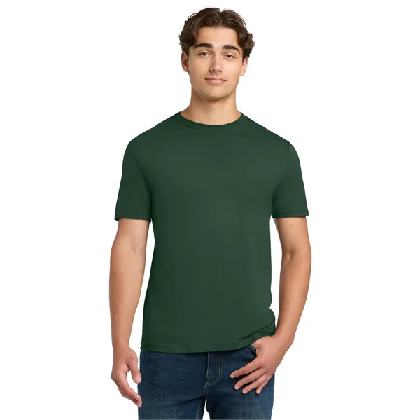 Gildan Softstyle T-Shirt.