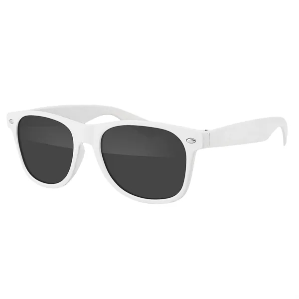 Retro Vibes Sunglasses