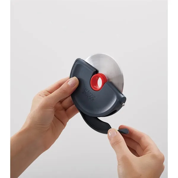 Joseph Joseph® Disc Easy-clean Gray Pizza Cutter