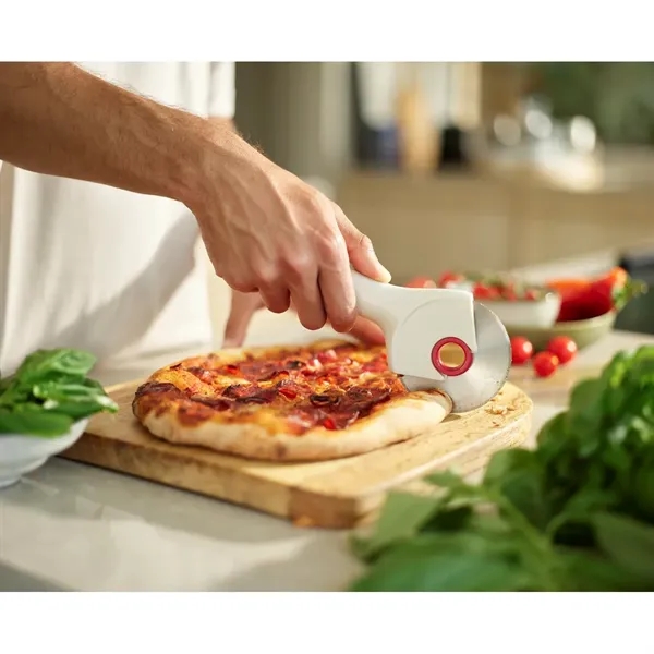 Joseph Joseph® Ringo™ Easy-clean Red Pizza Cutter